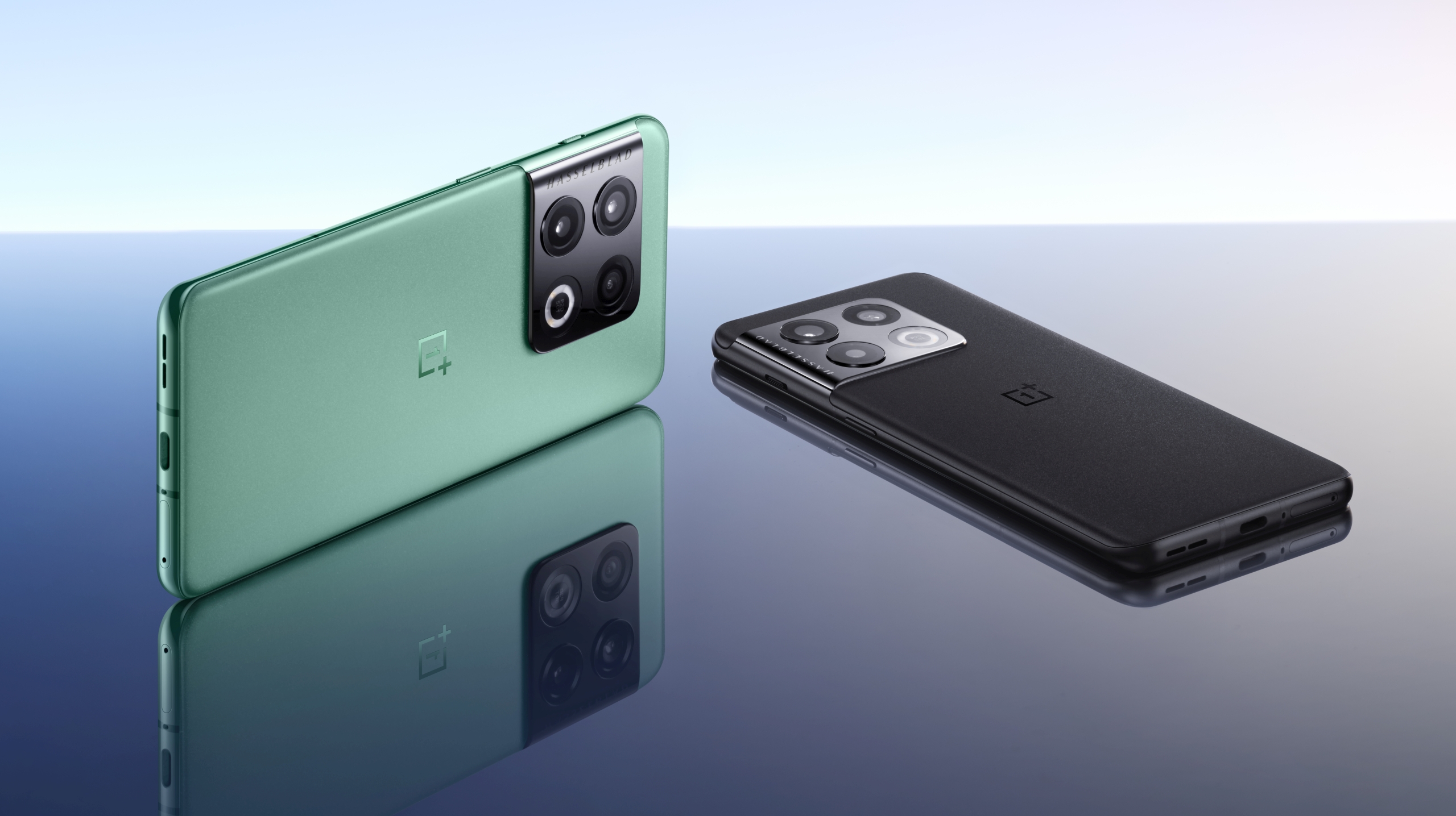 OnePlus 10 Pro appears in black and green