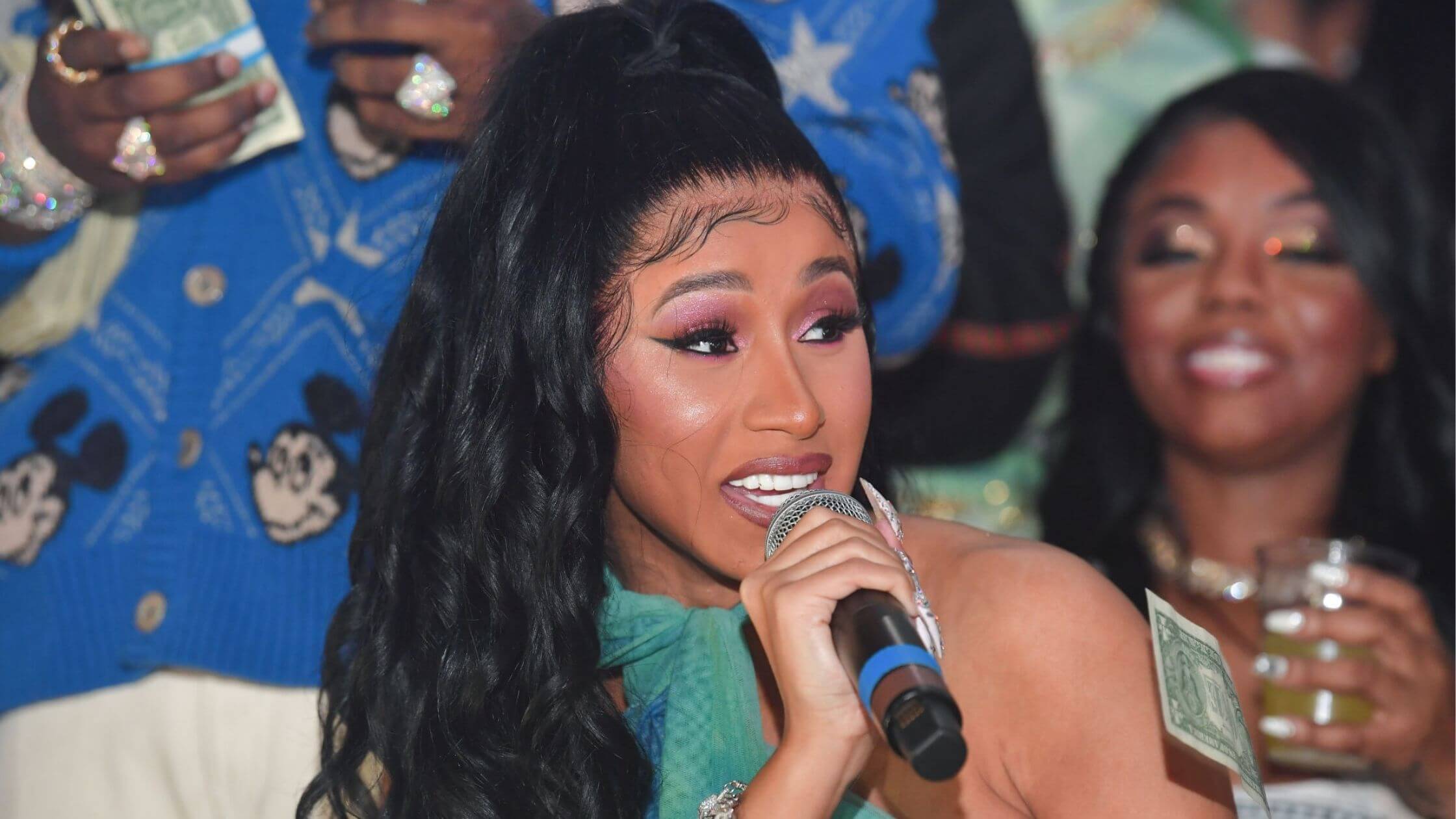 Cardi B believes That Her Fans Should Learn More About Political Issues