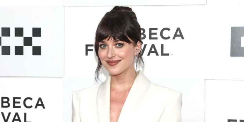 Dakota Johnson Opens Up The Battle To Film 'Fifty Shades Of Grey'