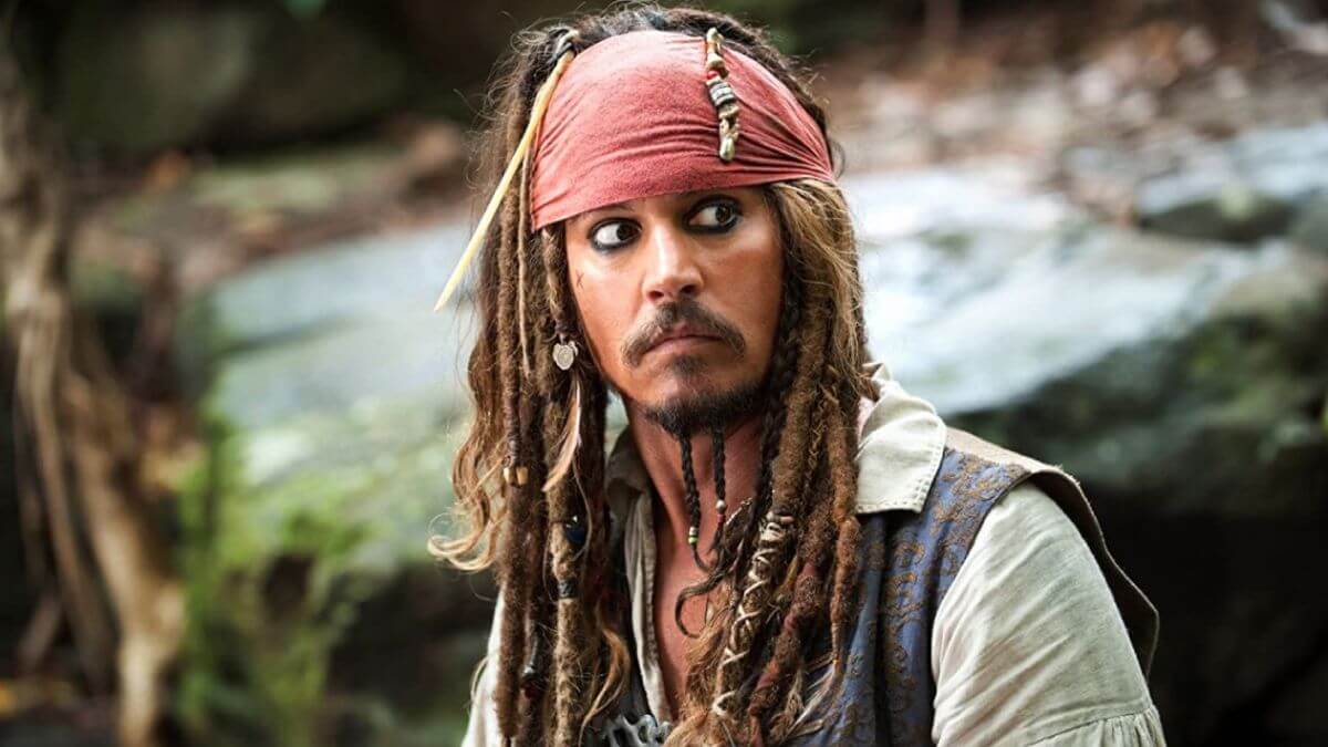 Disney Wants Johnny Depp Back For The Pirates Of The Caribbean After $300M Offer