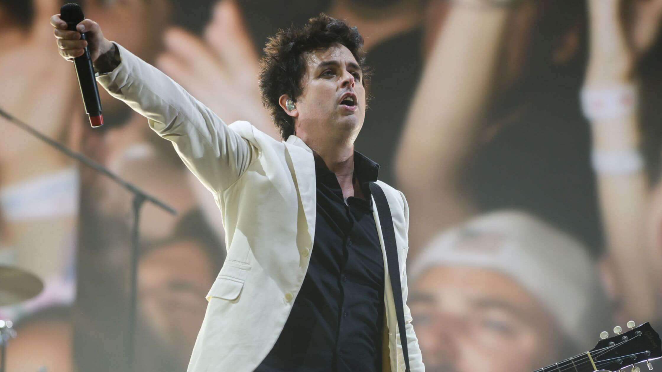 Green Day's Billie Joe Armstrong Says He's Renouncing His US Citizenship