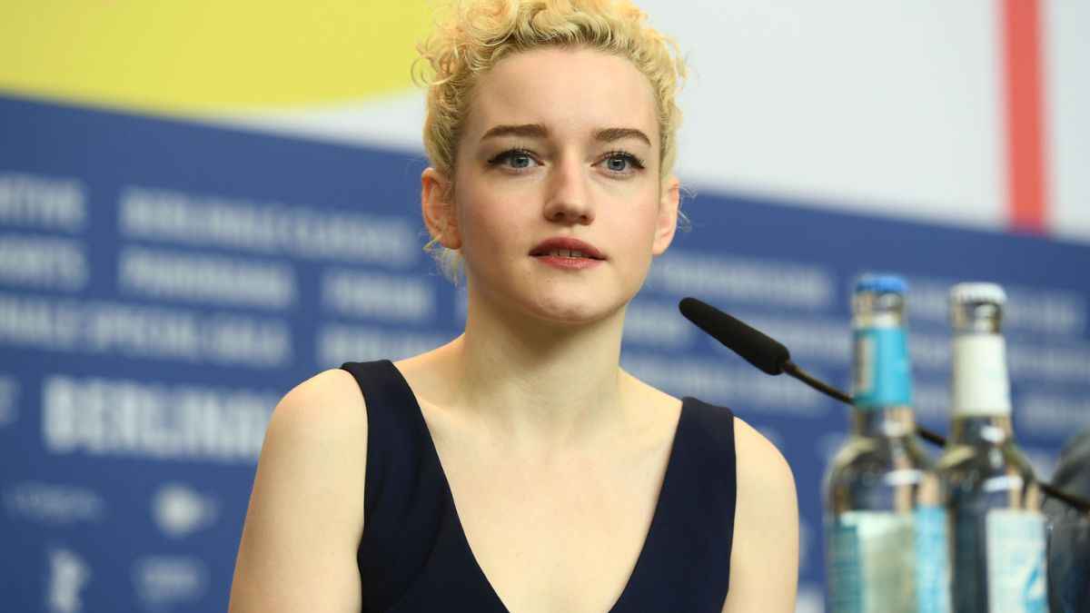 Julia Garner Is The Top Choice To Play Madonna In The New Biopic