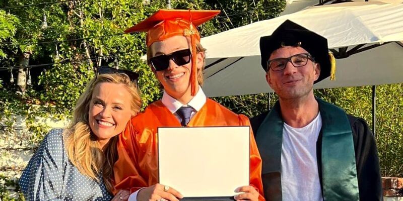 Ryan Phillippe And Reese Witherspoon Together At Son Deacon's Graduation