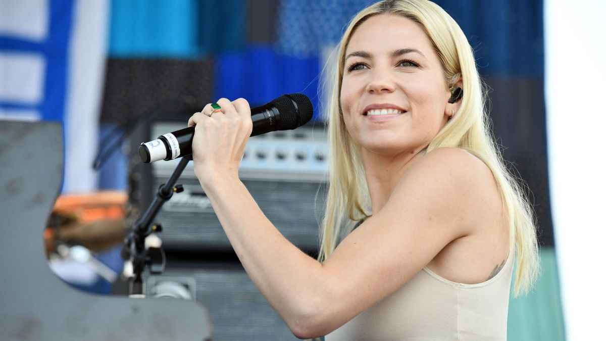 Skylar Grey Forced To Sell Entire Song Catalog