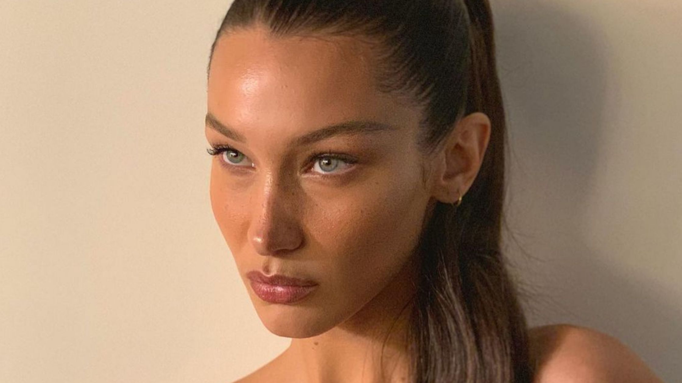 Bella Hadid, Ditches Her Garments For Attractive New Mirror Selfie In Amsterdam