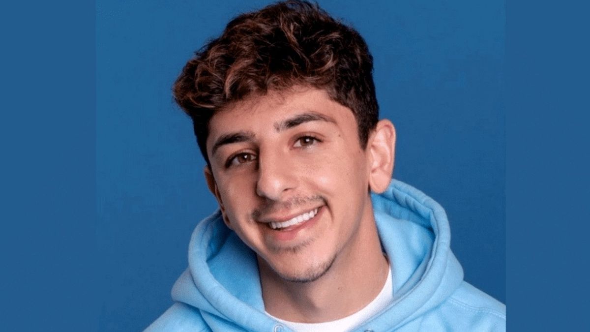 Facts About FaZe Rug!! Net Worth, Age, Girlfriend, Family