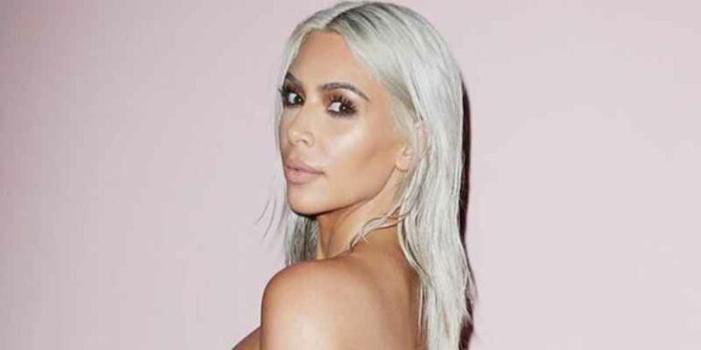 Kim Kardashian Goes Makeup-Free For Sexy Bathtub Photos!