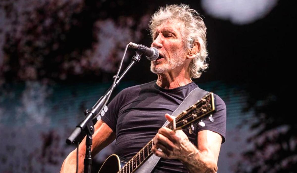 Roger Waters Claims He Is More Important