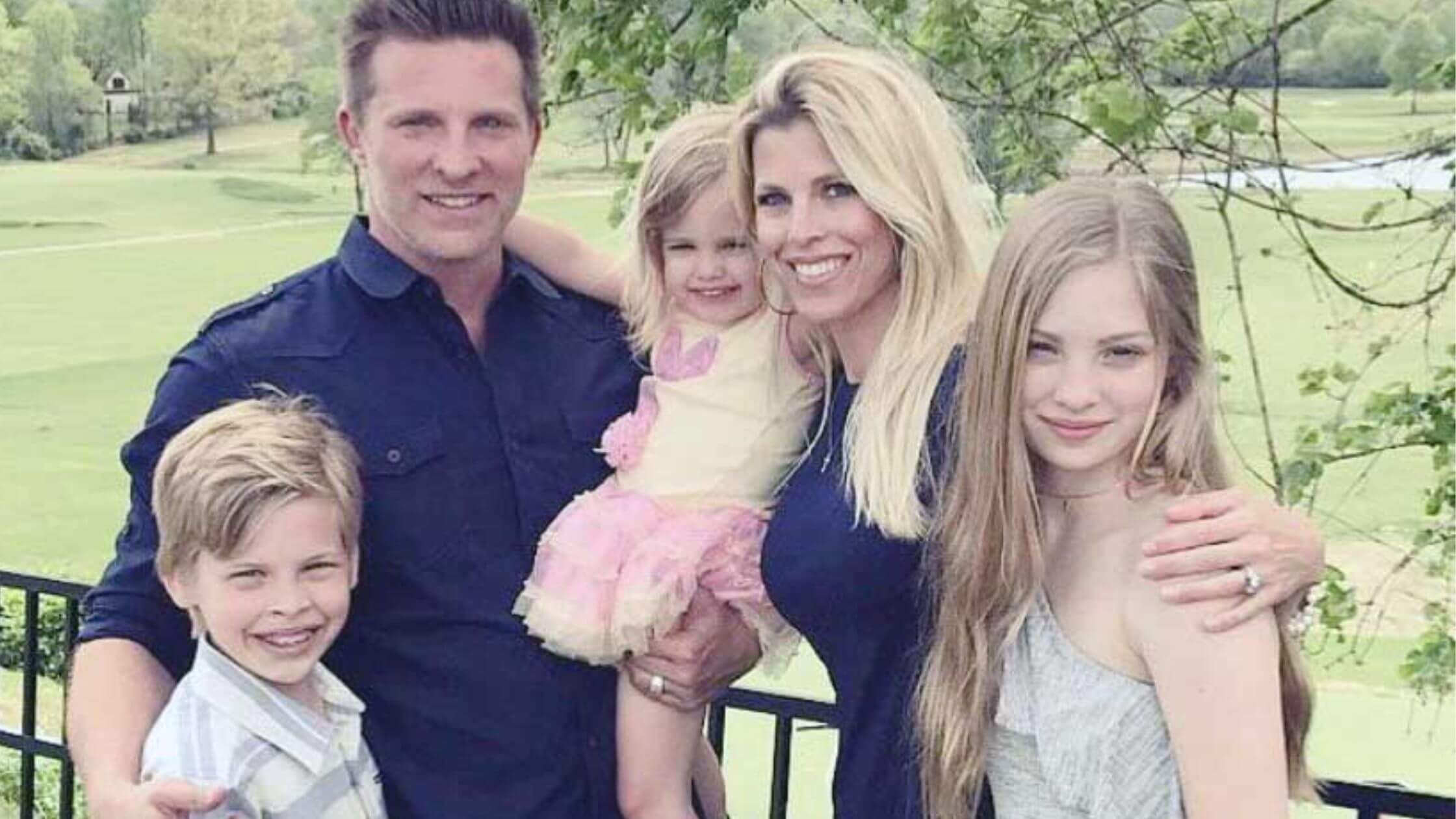 Steve Burton Asks For Joint Custody Of His Children, But Divorce Papers Show That The Couple Did Not Have A Prenup