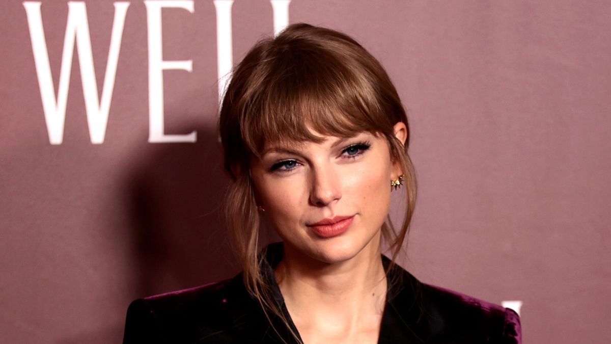 Taylor Swift Who Is She? Net Worth, Family, Height, Boyfriend