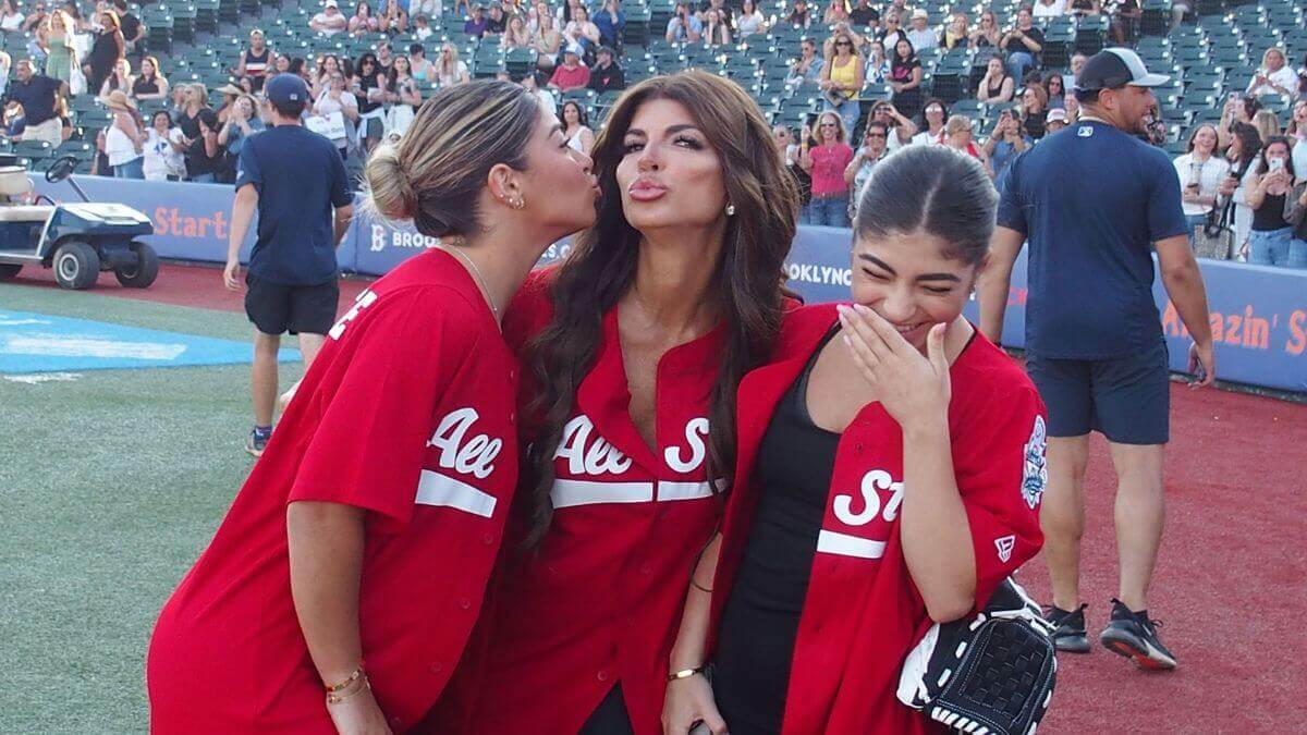 Teresa Giudice's Daughters Gia Giudice And Milania Stunned In Red Baseball Jersey