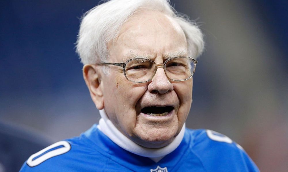 All You Need To Know About Warren Buffet Net Worth, Professional Life