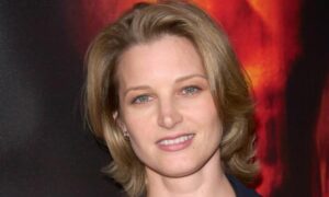 Bridget Fonda Net Worth, Age, Family, Dating, Career! - Chamberlainsun