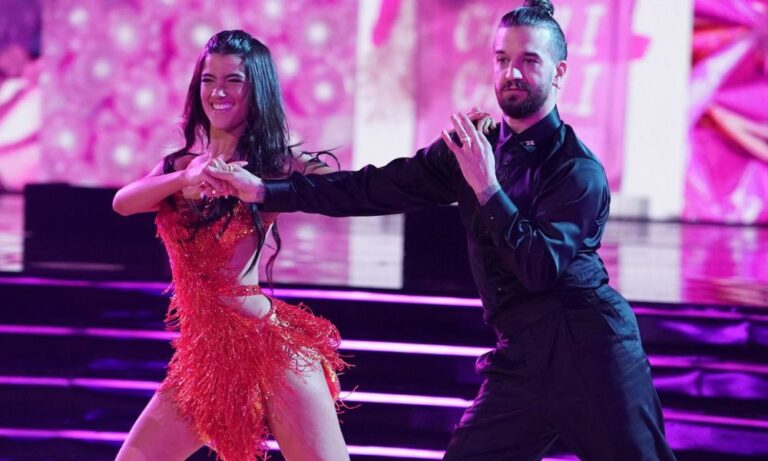 Charli D'amelio Debut On Dancing With The Stars Was A Huge Success Due 