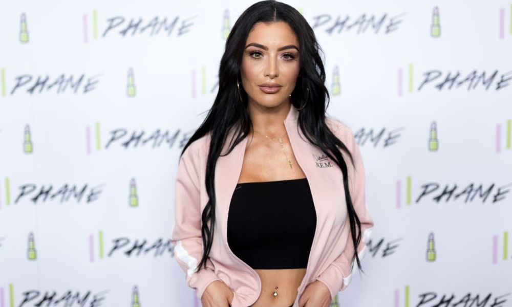 Former WWE Superstar Eva Marie Updates Fans Following Ant Attack