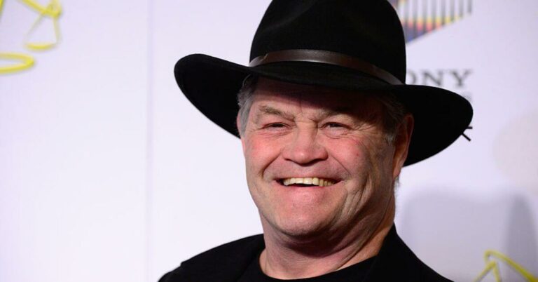 What Is The Net Worth Of Monkees Band Vocalist Micky Dolenz? Career, Relationship!