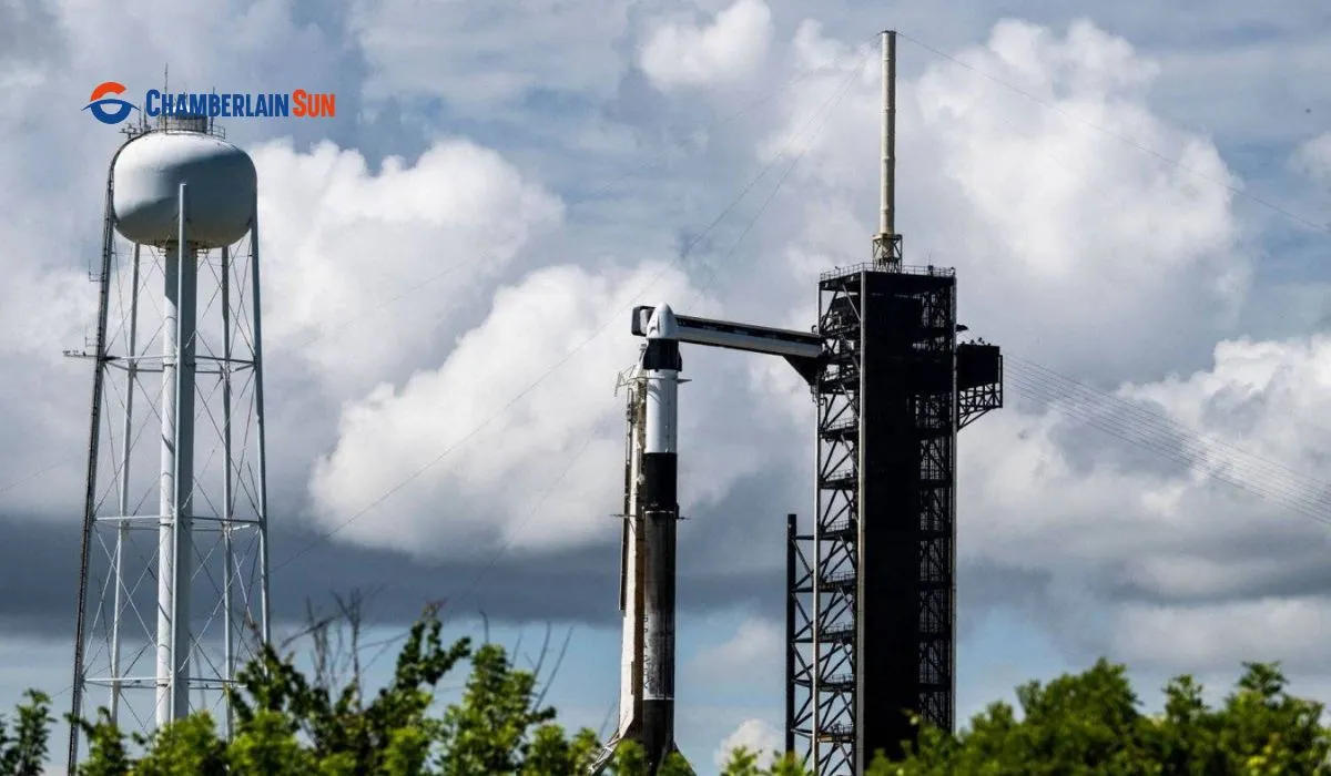 Inside SpaceX's Polaris Dawn Meet the Crew